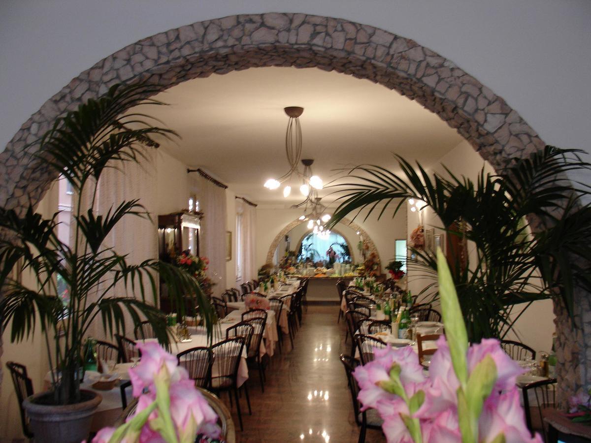 Hotel Pensione Ornella Cesenatico Εξωτερικό φωτογραφία